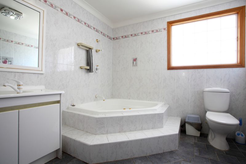 Top Bathtub Installation Companies in Moses Lake, WA