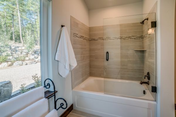 Cost of Tub Conversion Service in Ellensburg
